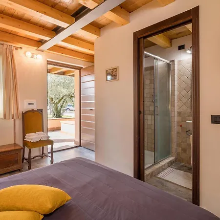 Montecchio * Каподимонте